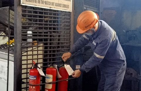 NATSTEELVINA: TĂNG CƯỜNG CÁC GIẢI PHÁP AN TOÀN LAO ĐỘNG TRONG DỊP TẾT